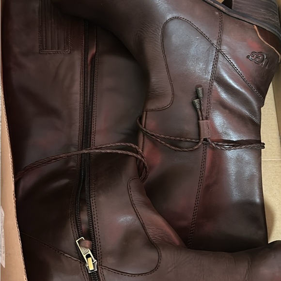 UGG Shoes - UGG Dark Brown Leather Boots